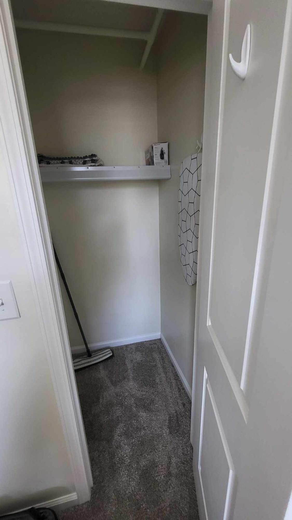 Apartment Heart Of Gem! 2br